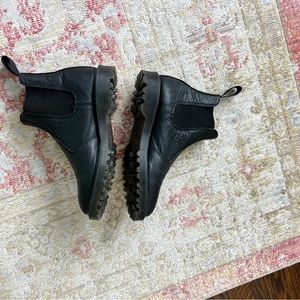 Doc Marten Chelsea Boots